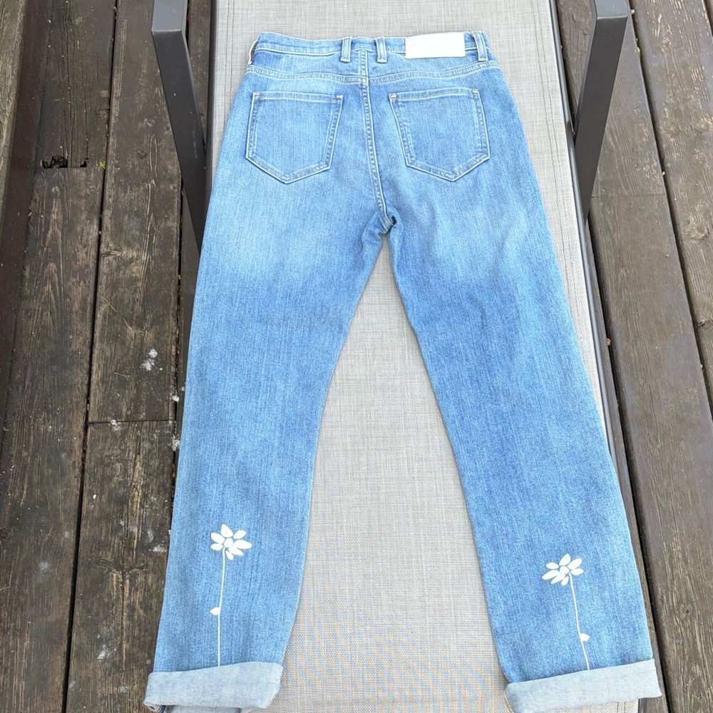 7 For All Mankind Easy Slim Blue Straight-Leg Jeans with White Floral Detail